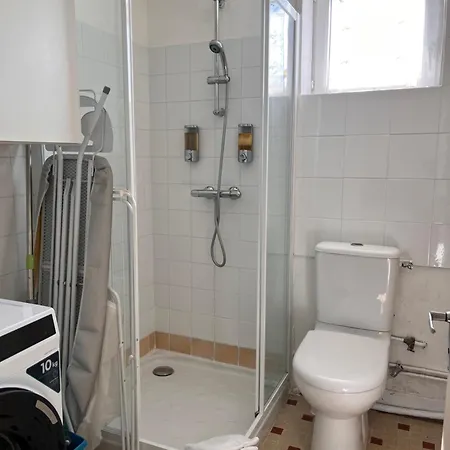 בית נופש Le Poirier Perfect For 2 Adults And 2 Children Heated Pool And Games