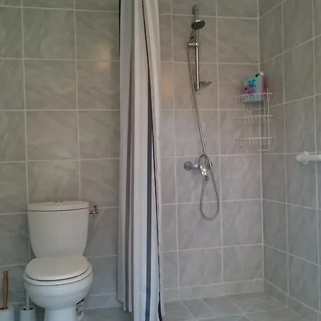 Le Poirier Perfect For 2 Adults And 2 Children Heated Pool And Games 度假居 Auverse