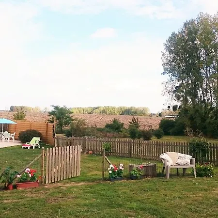 Le Poirier Perfect For 2 Adults And 2 Children Heated Pool And Games