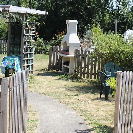 Le Poirier Perfect For 2 Adults And 2 Children Heated Pool And Games Auverse