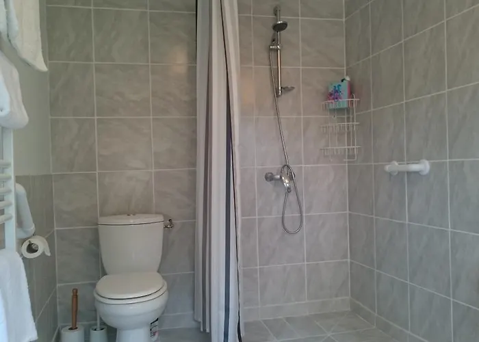 Le Poirier Perfect For 2 Adults And 2 Children Heated Pool And Games Сasa de vacaciones Auverse